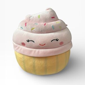 Squishmallows Diedre the Cupcake 8”